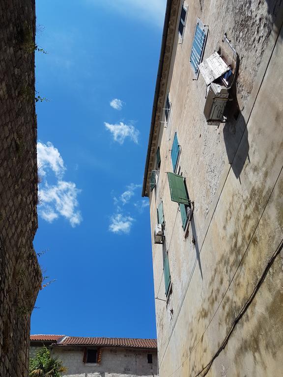 S&I Room Kotor Exterior foto